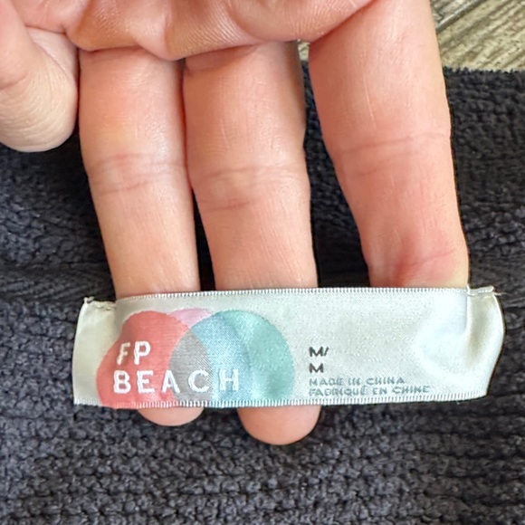 Free People Black Cropped Hoodie - Picture 2 of 15